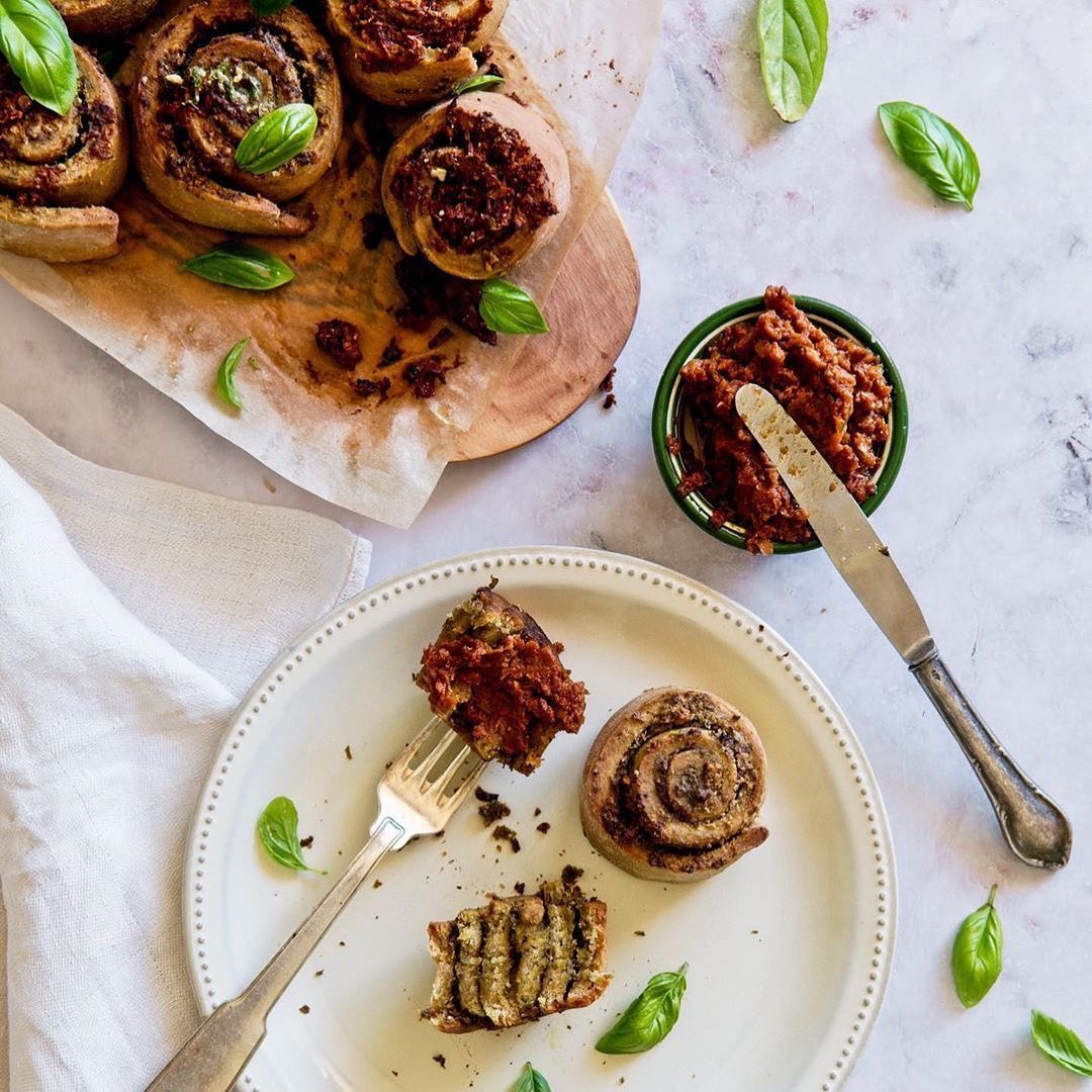 Easy Vegan Pesto Rolls for Snacking