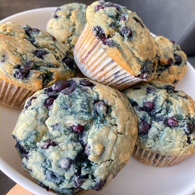 Fluffy Vegan Blueberry Muffins
