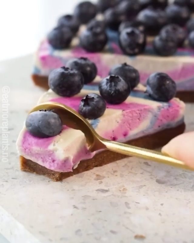 Vibrant Vegan Unicorn Cheesecake