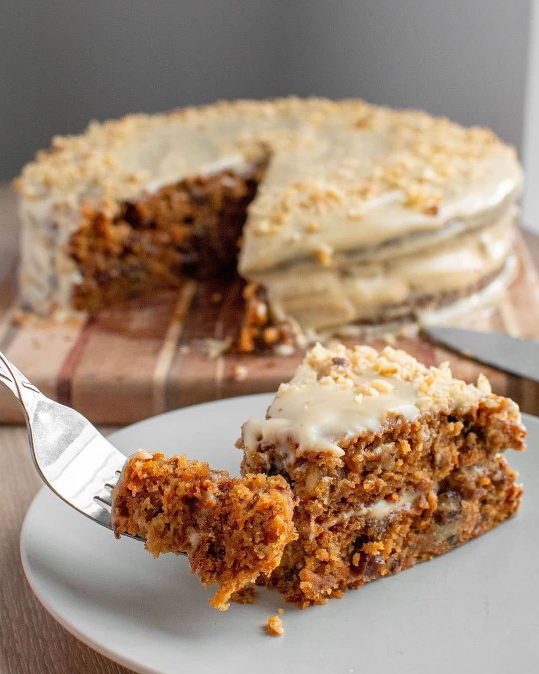 Easy Vegan Carrot Cake