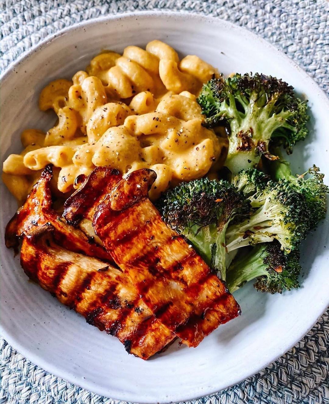 Creamy Mac No Cheese with Mushroom Bacon