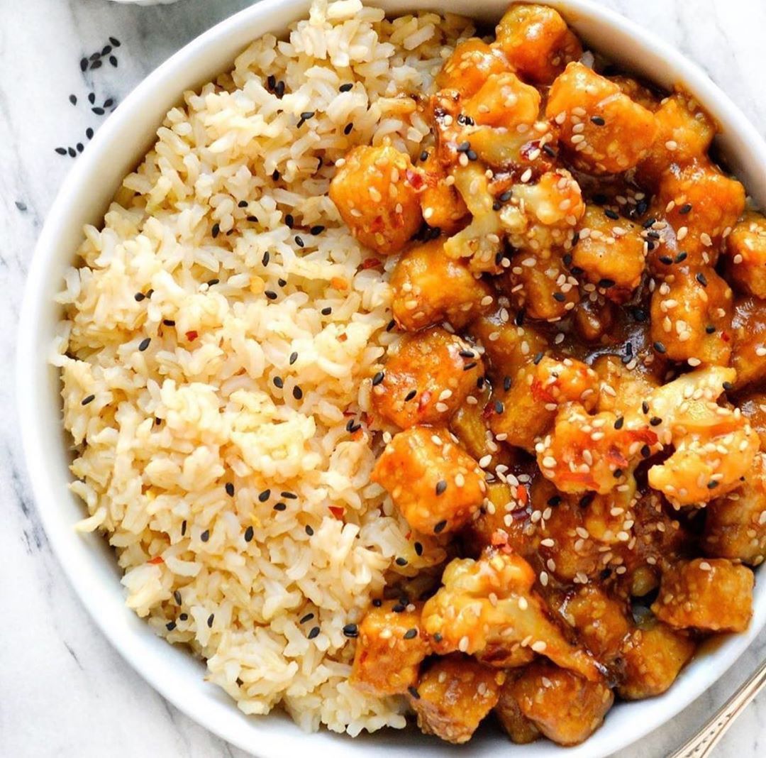 Orange Sesame Tofu and Cauliflower Dish