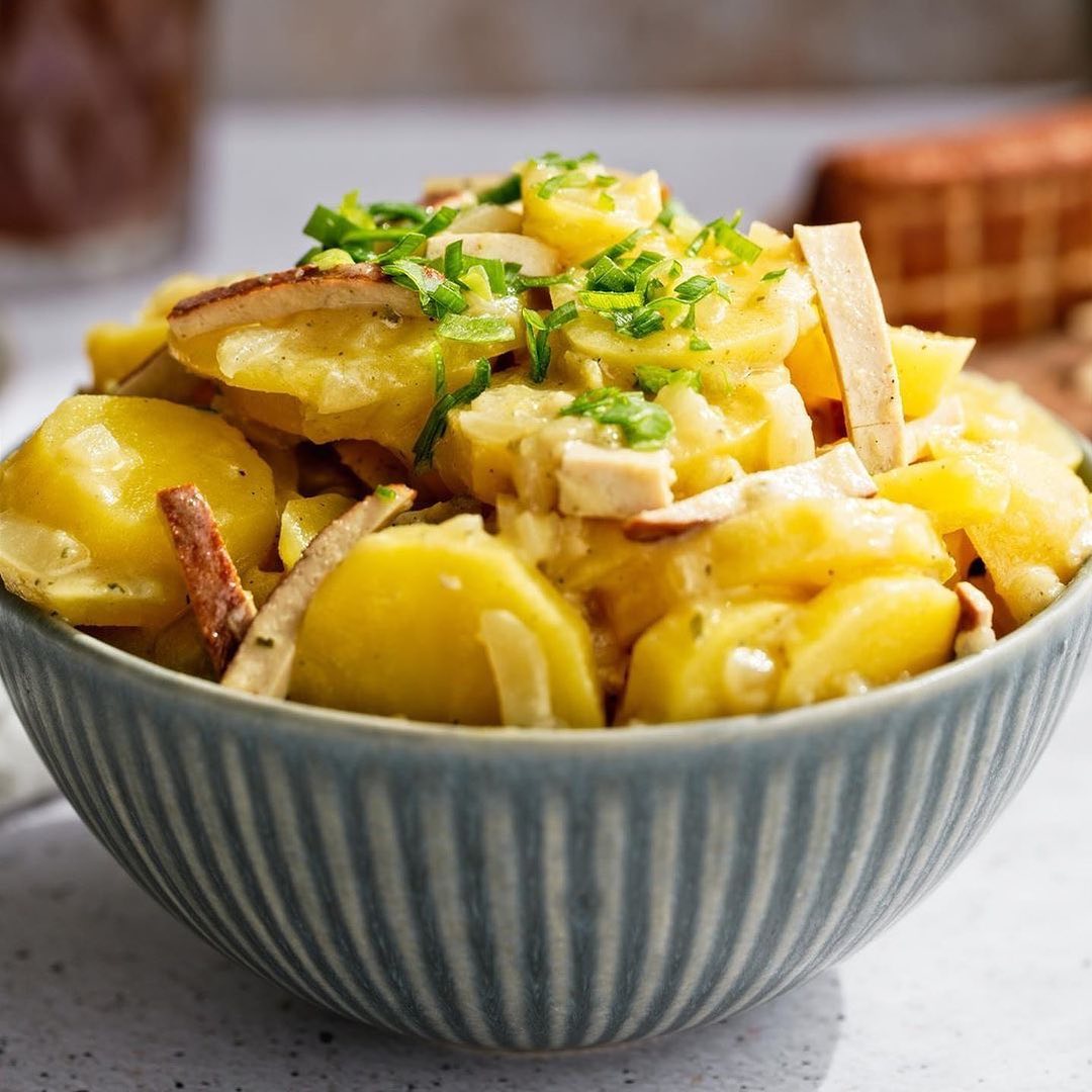 Classic Potato Salad with Onions and Broth