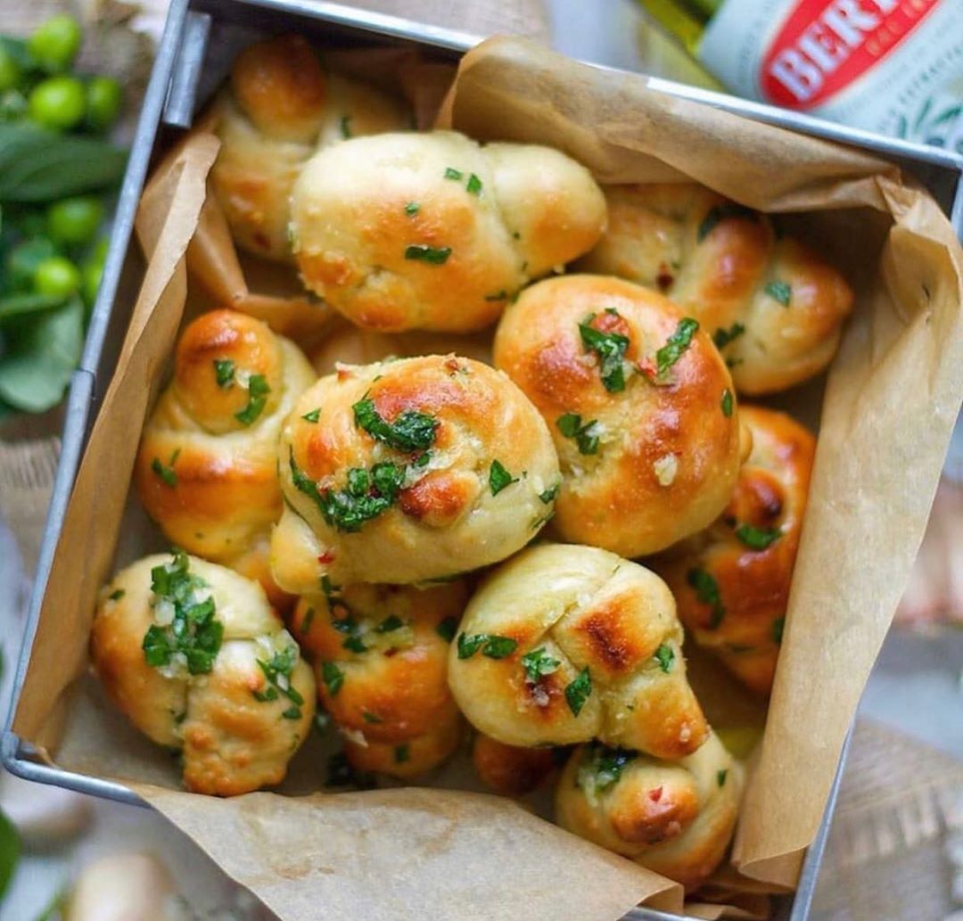 Garlic Knots Recipe