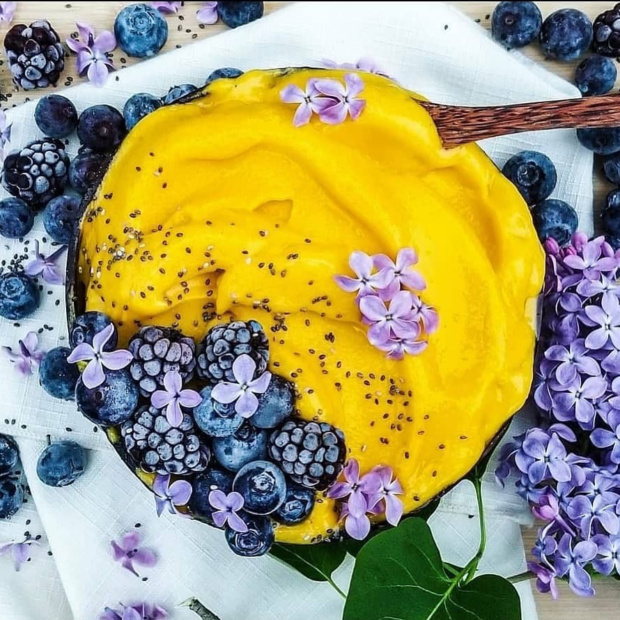 Pineapple Mango Banana Smoothie Bowl
