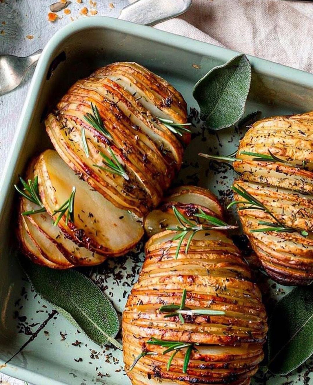 Crispy Hasselback Potatoes