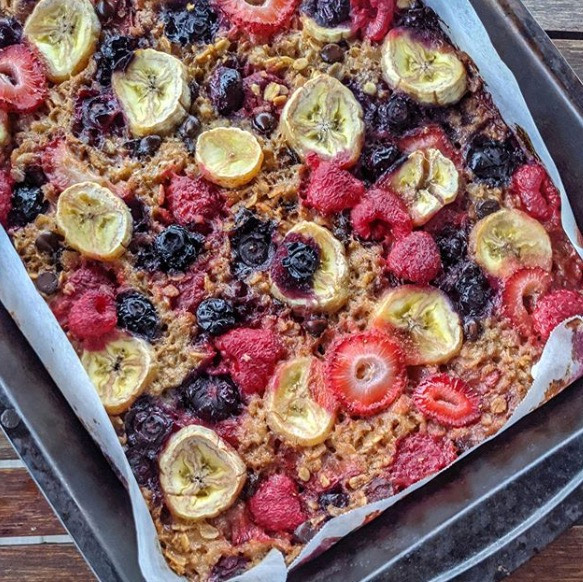 Baked Low FODMAP Fruit Oats