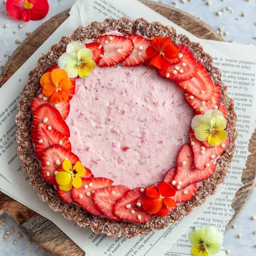 Vegan Strawberry Cheesecake Tart