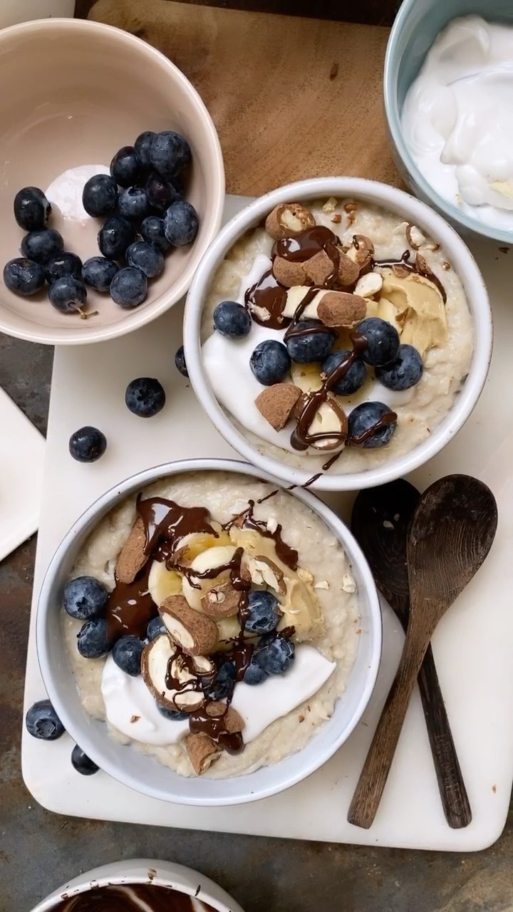 Cashew Butter and Banana Porridge Bowls