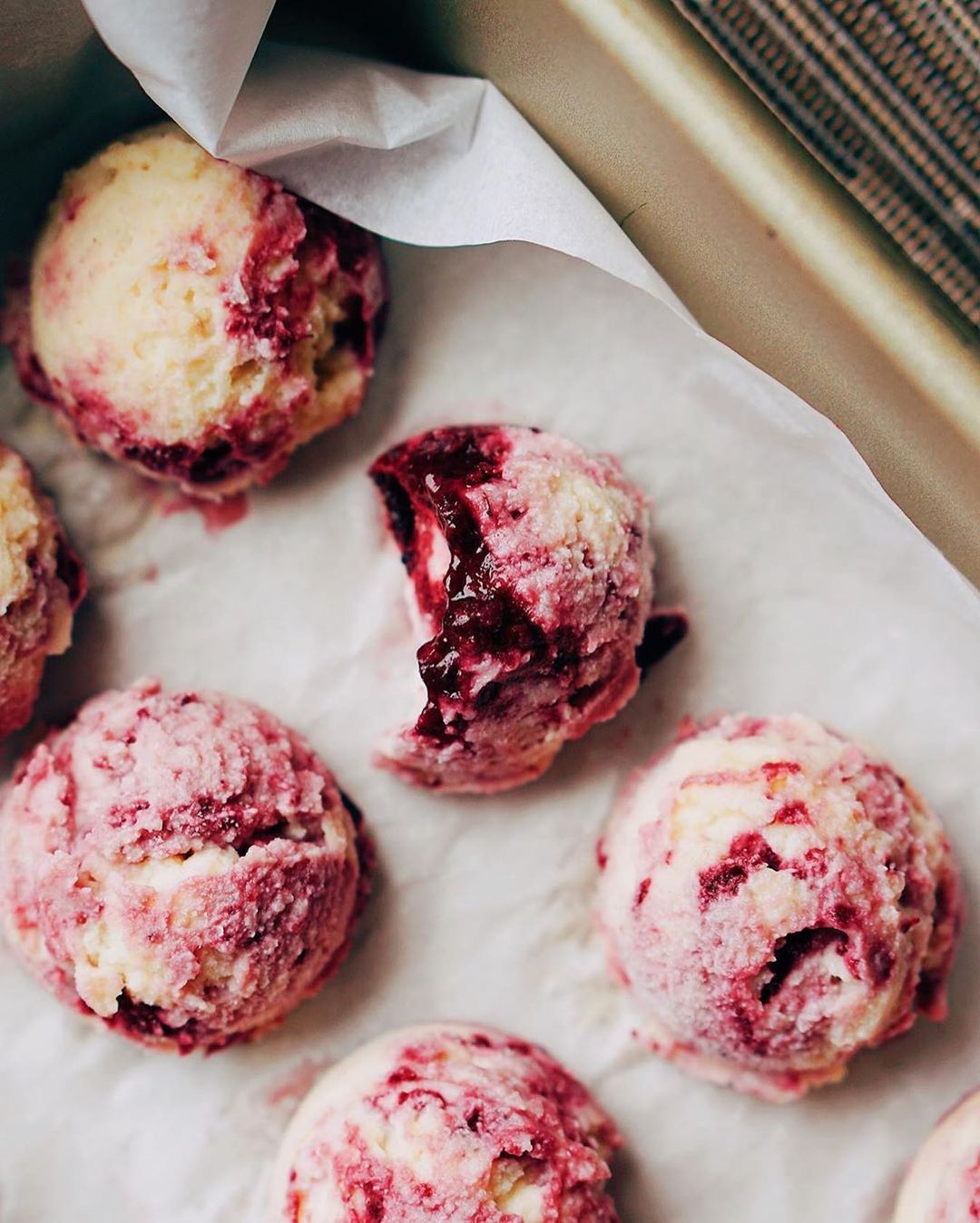 Vegan Frozen Cheesecake Bites