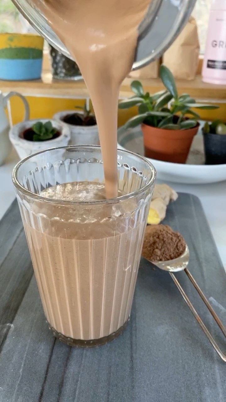 Chocolate and Peanut Butter Smoothie