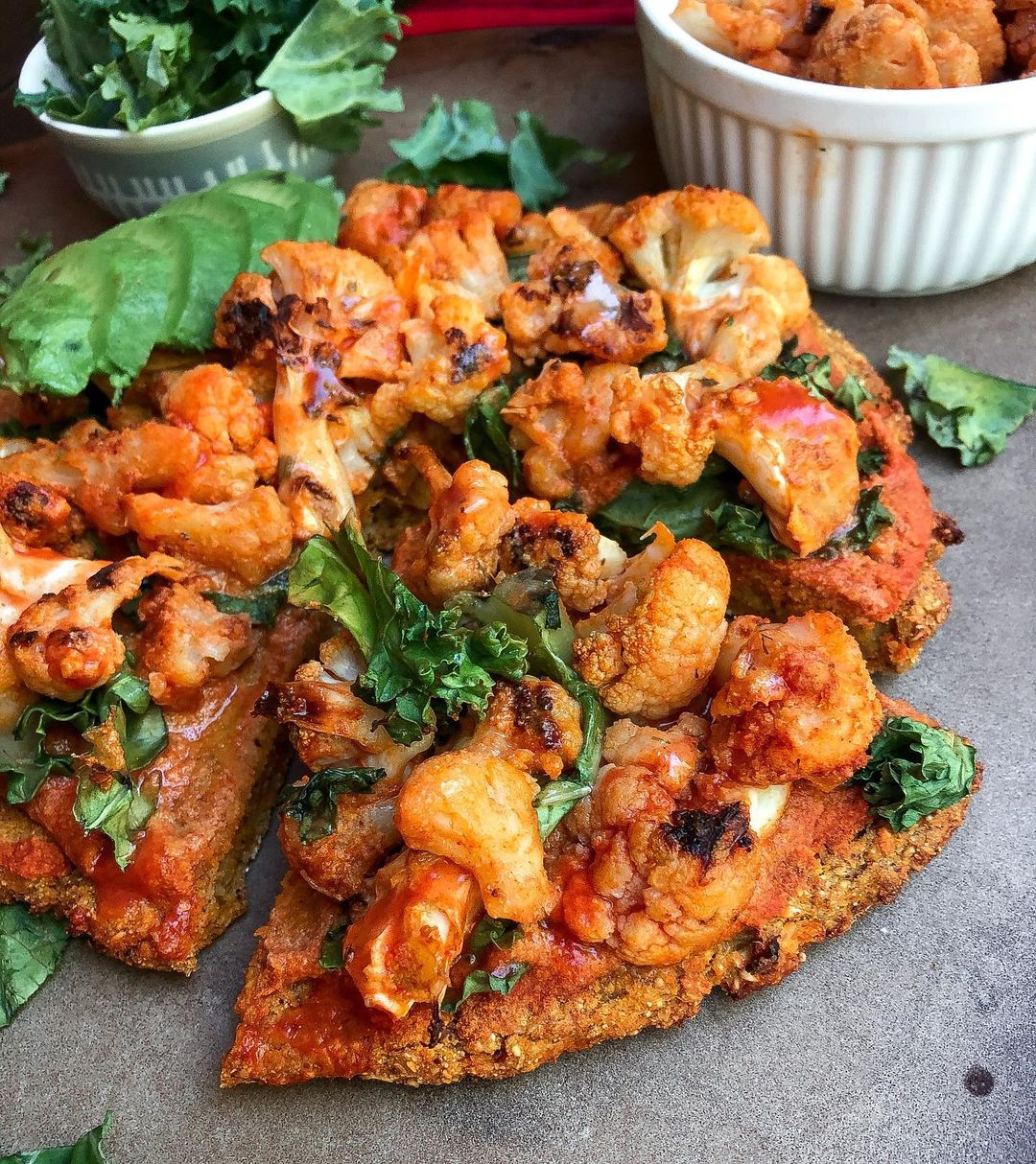 Buffalo Cauliflower Pizza