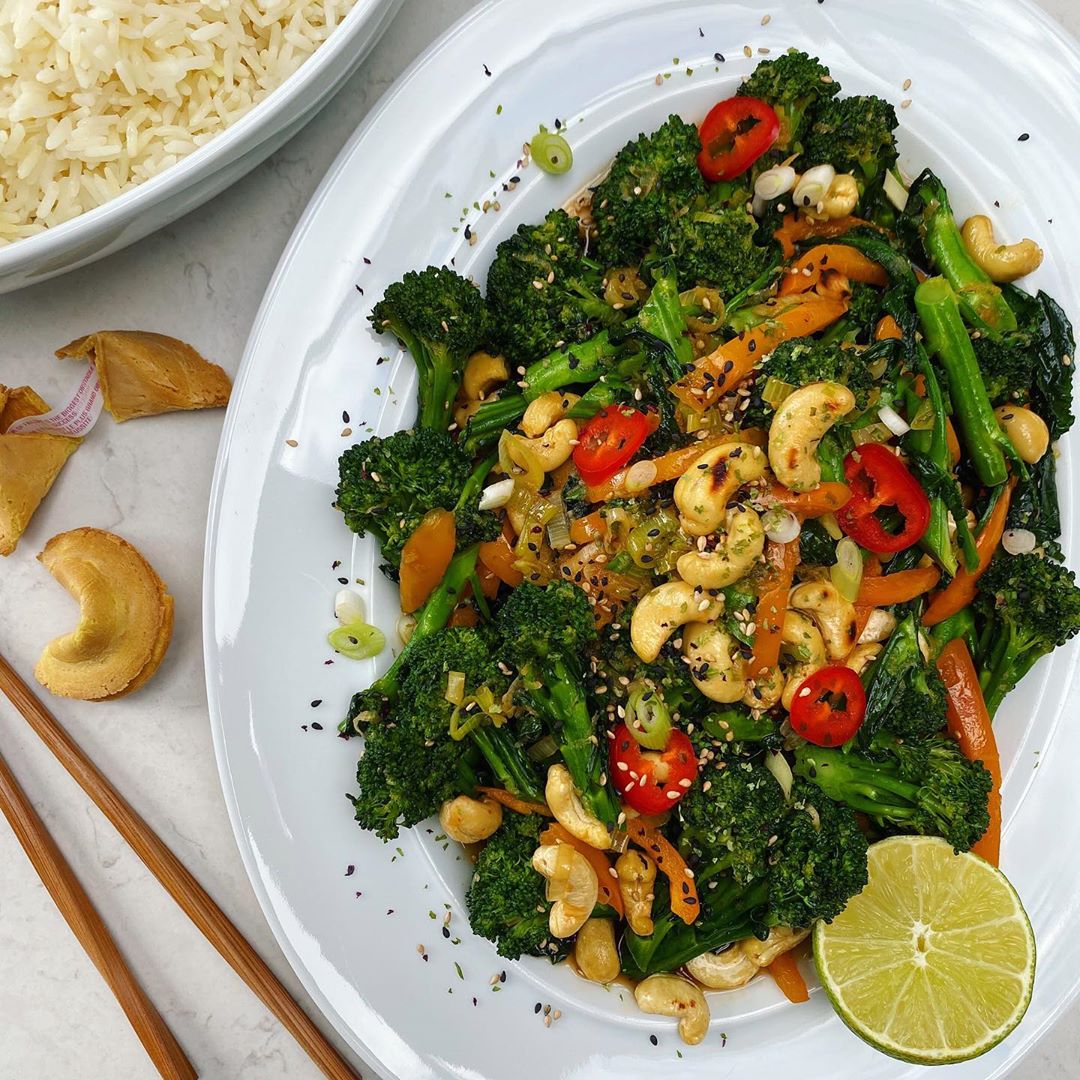 Broccoli and Cashew Stir Fry