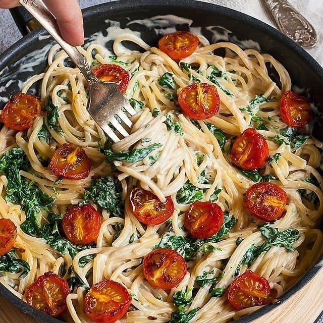 5-ingredient 15-minute Vegan Alfredo Sauce
