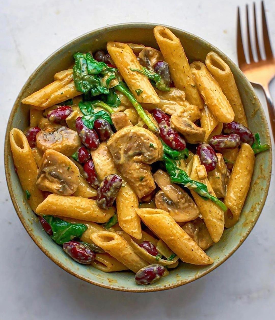Vegan Creamy Curry Pasta Dish