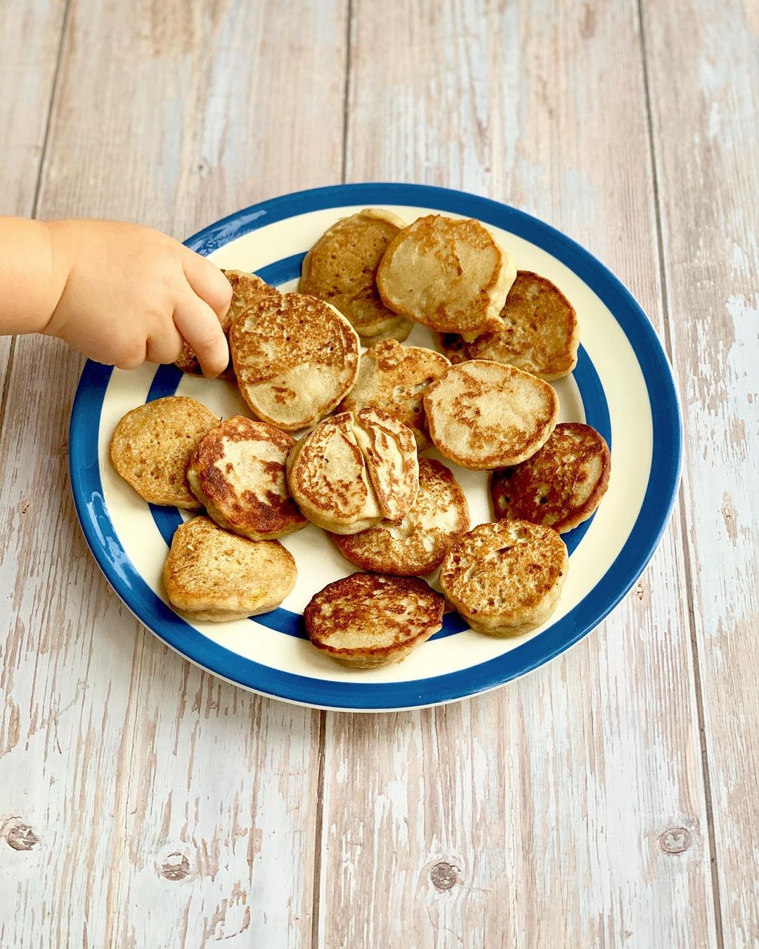 Super Easy Banana Fritters for Breakfast