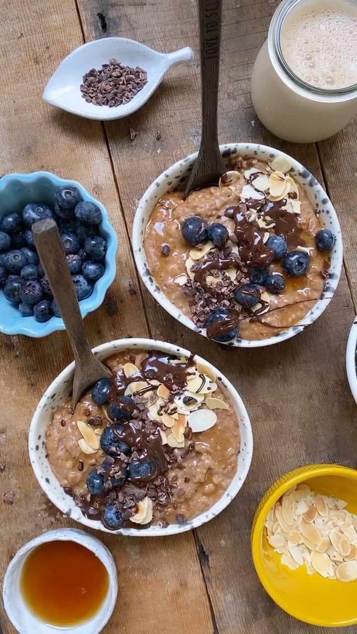 Creamy Cinnamon and Cacao Porridge