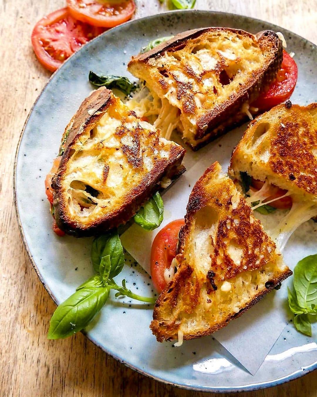 Simple Vegan Margherita Toast with Basil