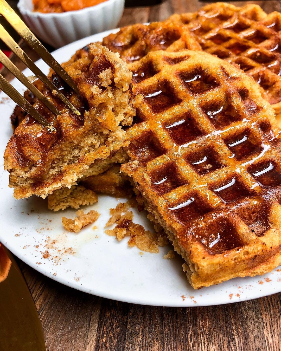 Paleo Gluten-Free Pumpkin Waffles