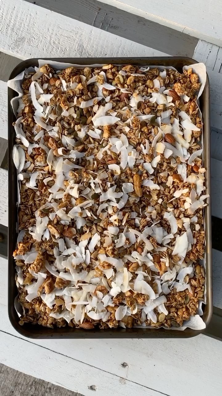 Homemade Granola with Nuts and Seeds