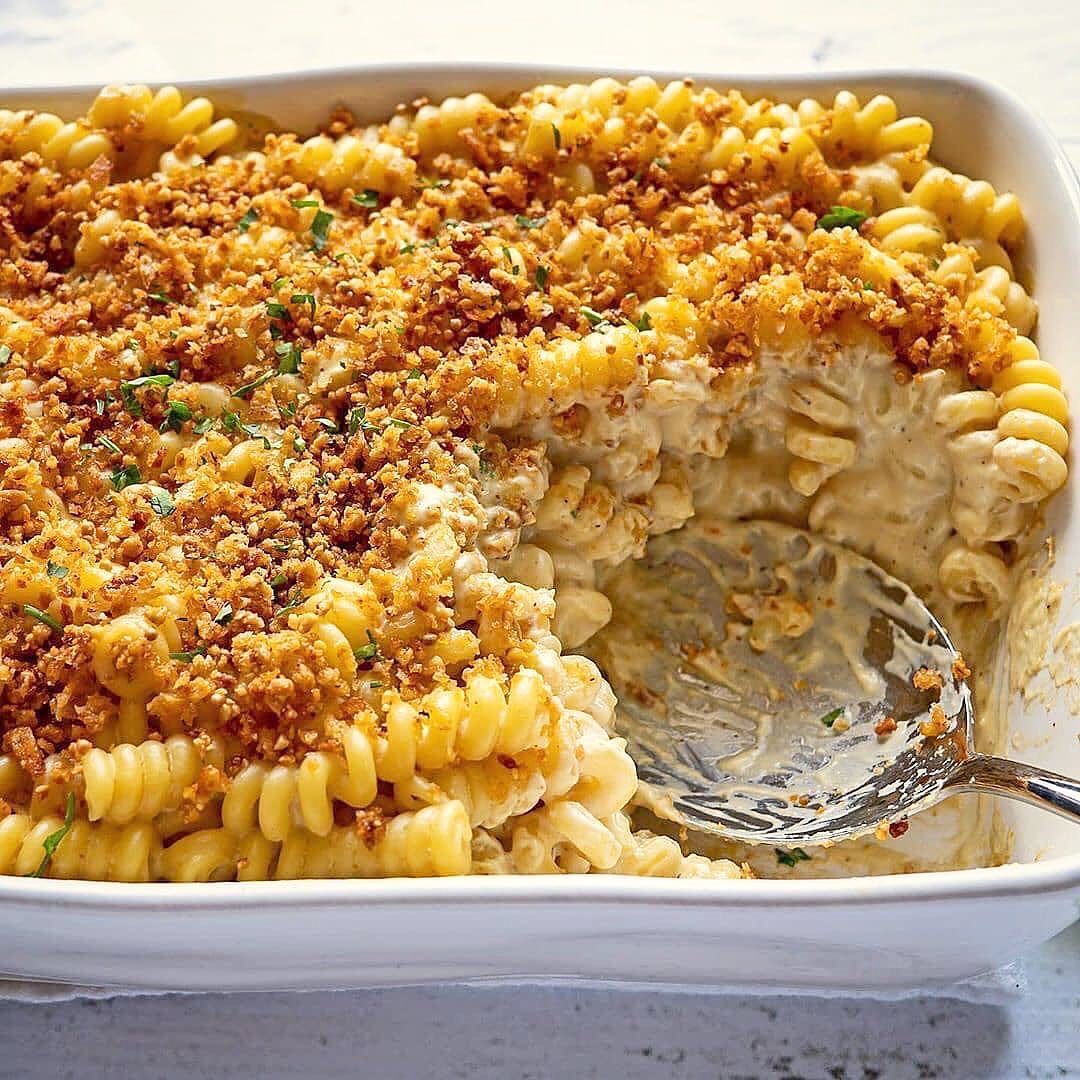 Vegan Gouda Mac and Cheese Bake