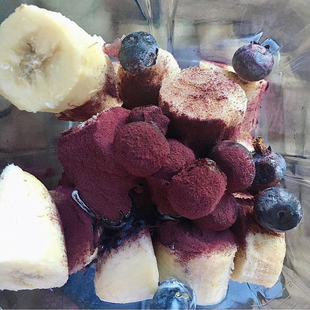 Acai Berry Smoothie Swirl for Skin Health