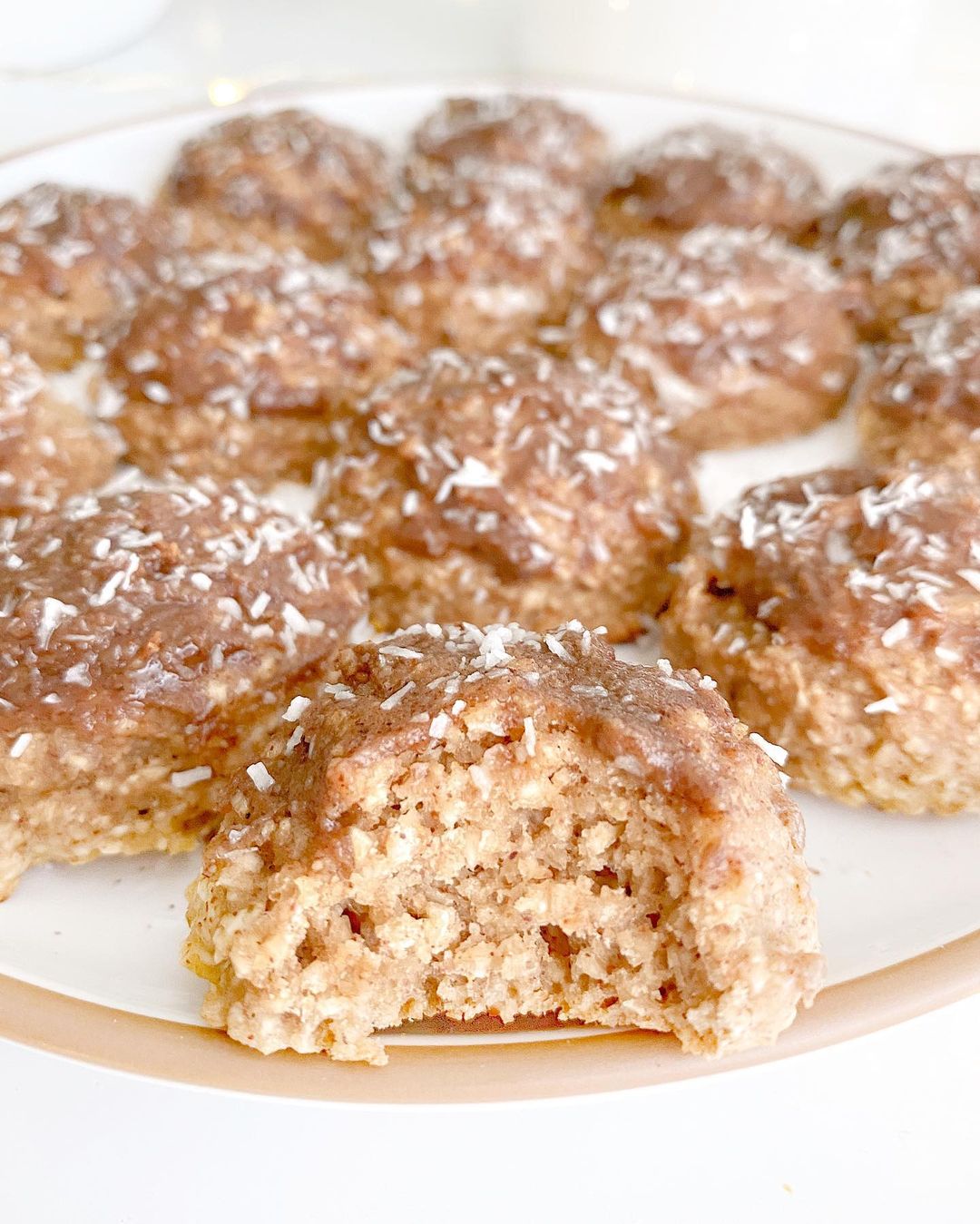 Chewy Apple Pie Cookies