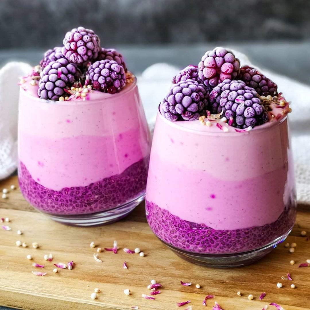Jars with a Wonderful Pink Gradient from Barbie Pink to a Light Pinkish Layer