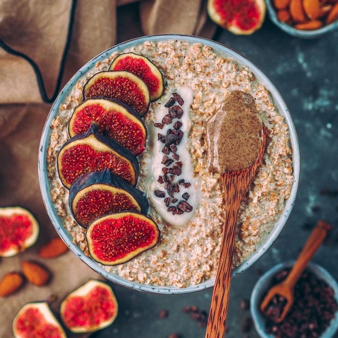 Bircher Muesli with Almonds and Fruits