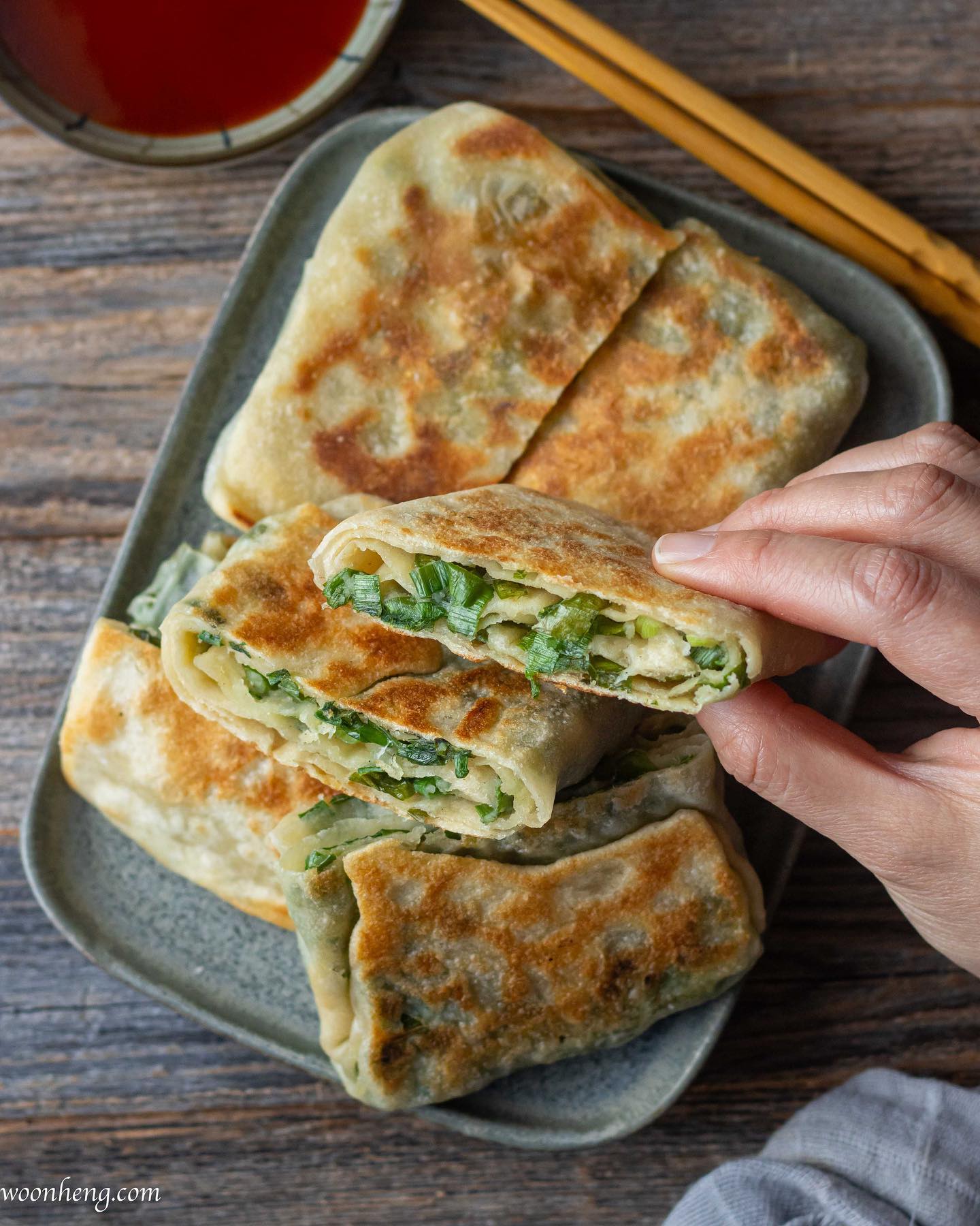 Easy and Delicious Scallion Pockets