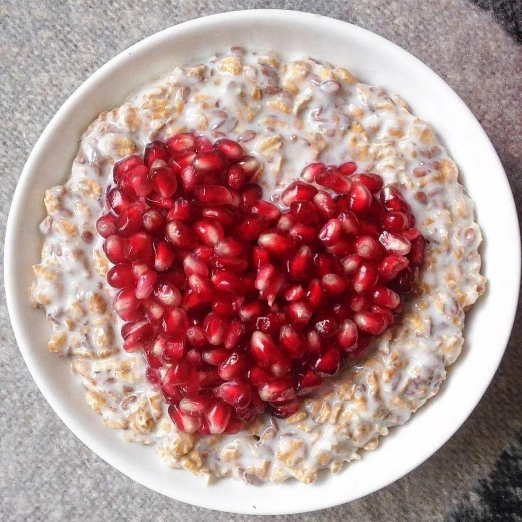 Valentine's Day Yoghurt Overnight Oats