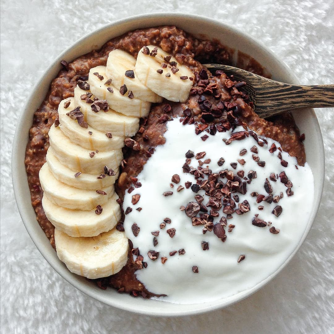 Chocolate Protein Oatmeal Breakfast