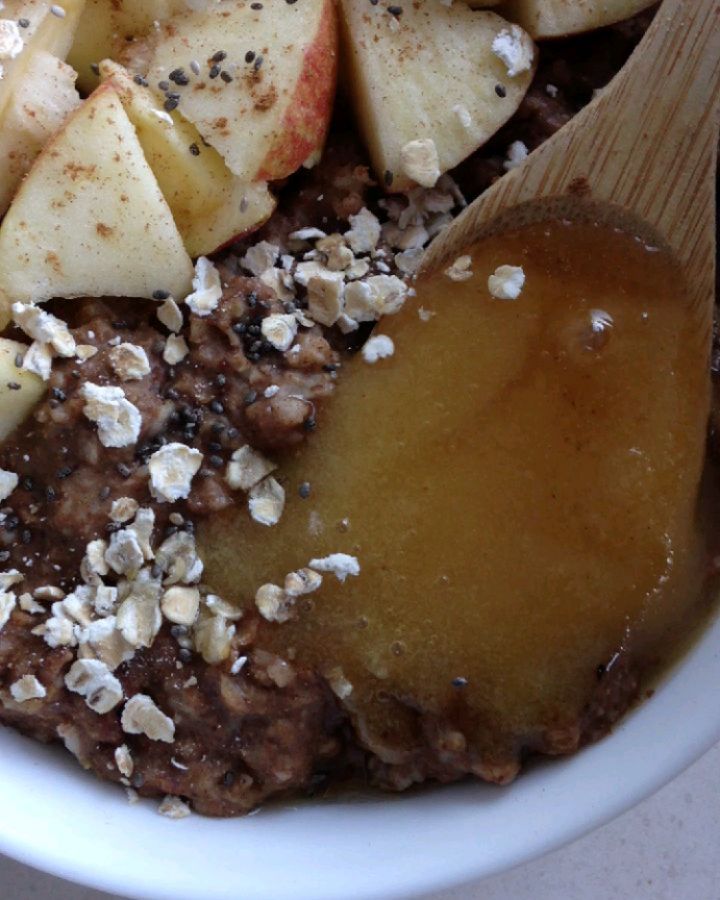 Apple Cinnamon & Honey Oatmeal Delight
