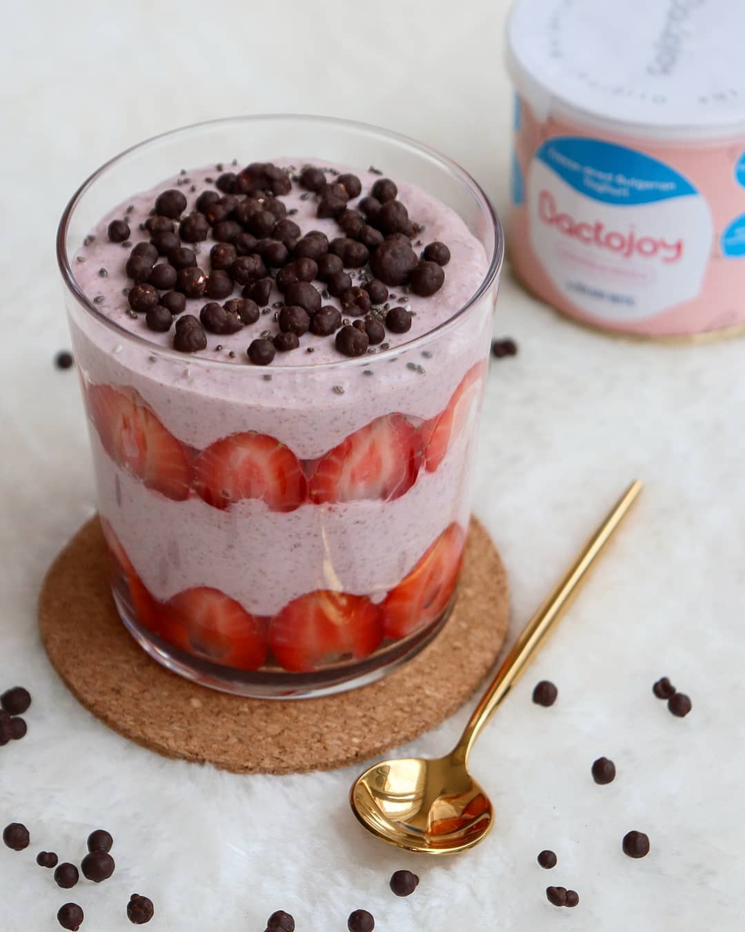 Strawberry Pudding with Chocolate Pearls