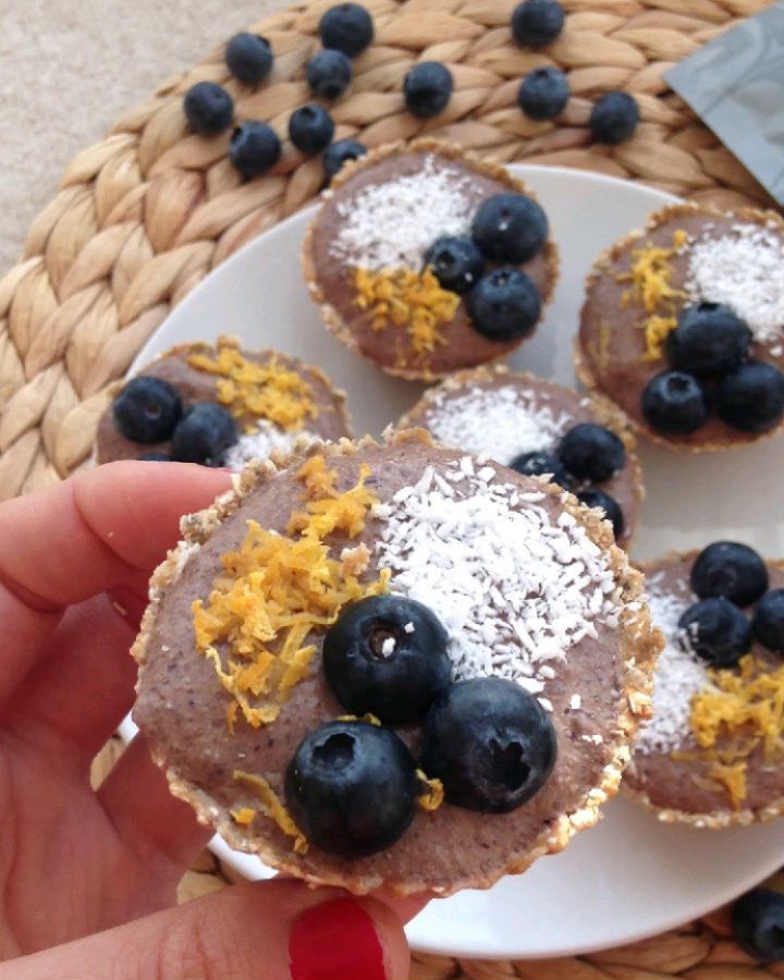 Blueberry, Lemon & Chia Mini Pies