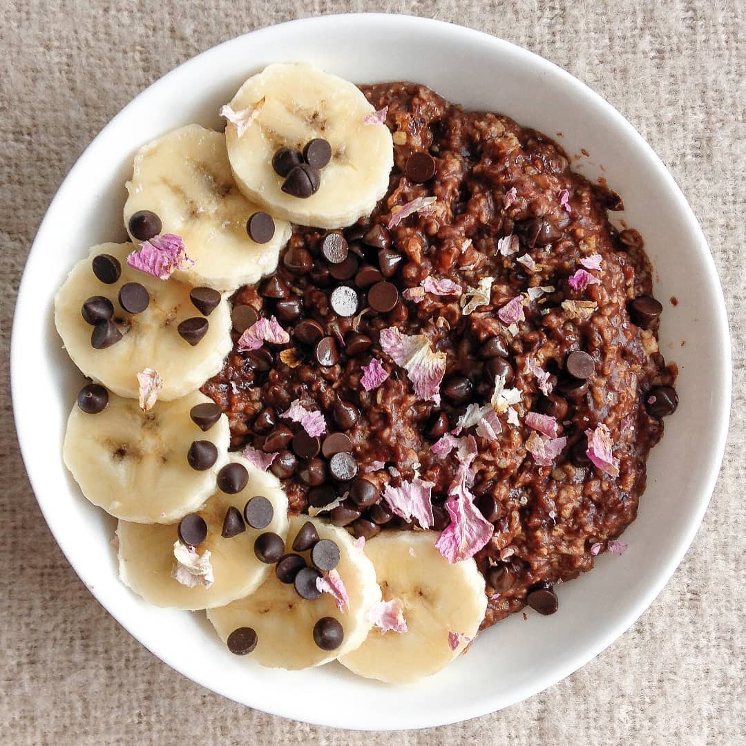 Banana, Chocolate & Roses Oatmeal