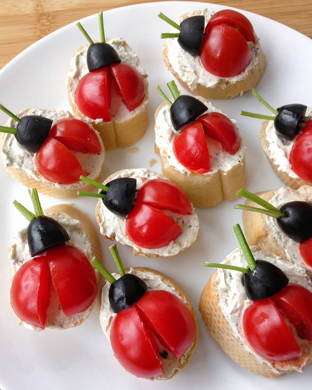Cute Ladybug Mini Toasts