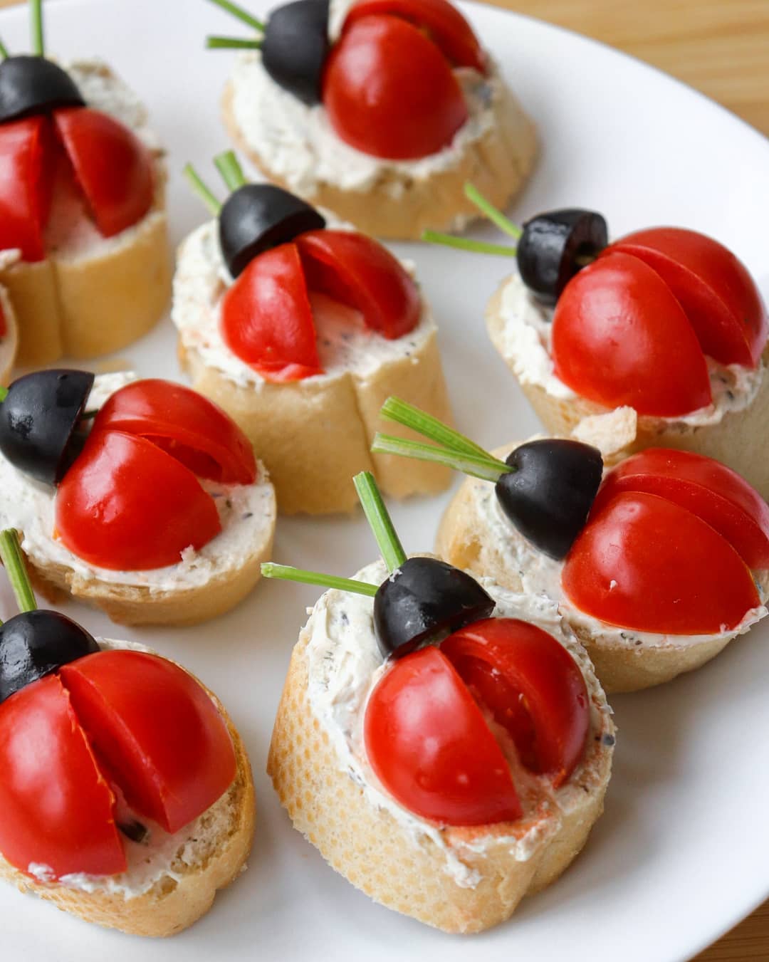 Cute Ladybug Mini Toasts