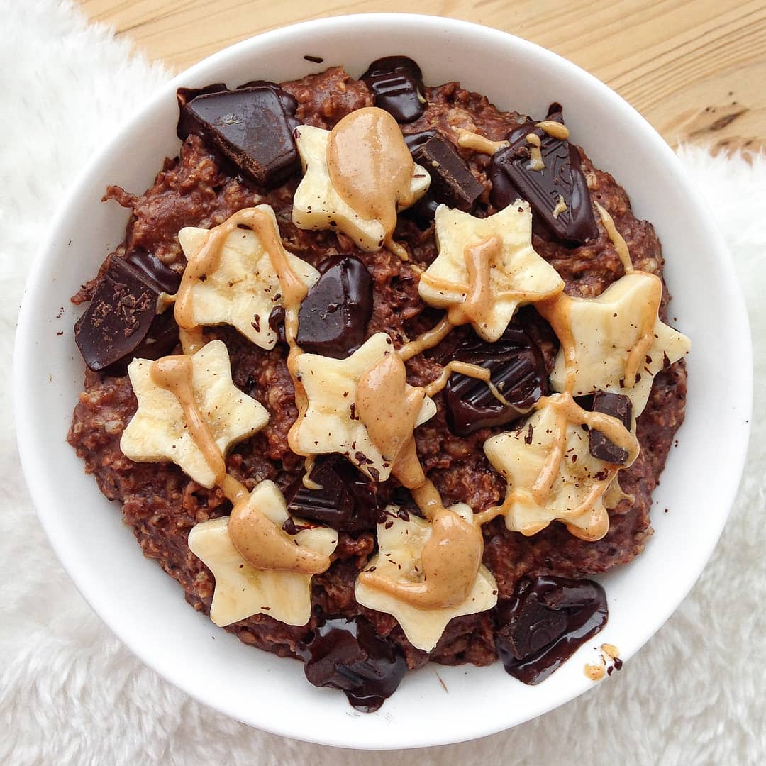 Chocolate Peanut Butter Banana Oatmeal Delight