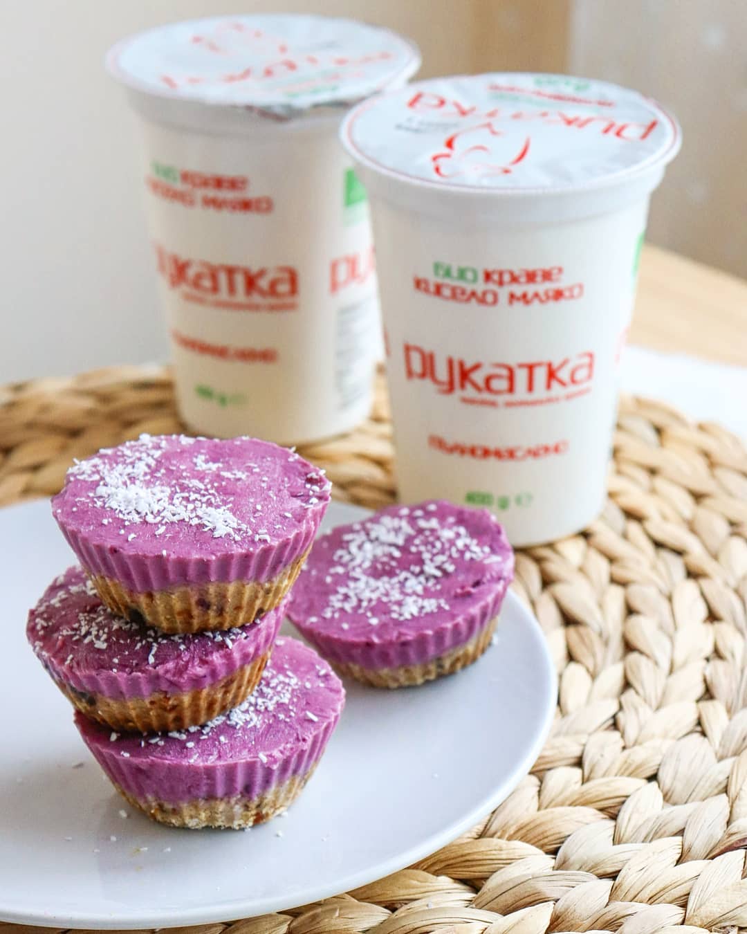 Blueberry Oats Yogurt Cups