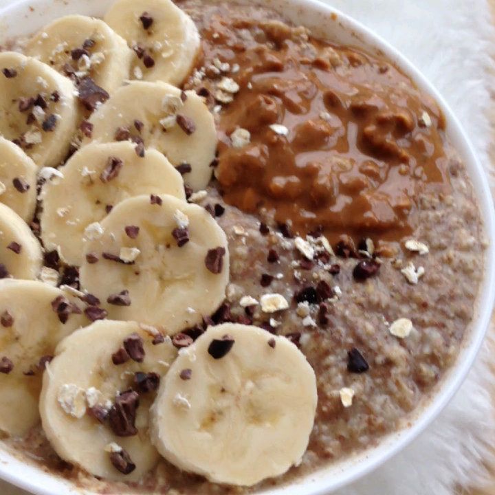 Banana, Chocolate & Peanut Butter Oatmeal