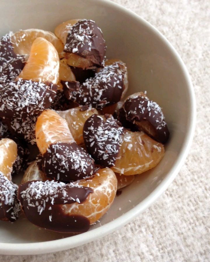 Chocolate Coconut Orange Clementine Bites