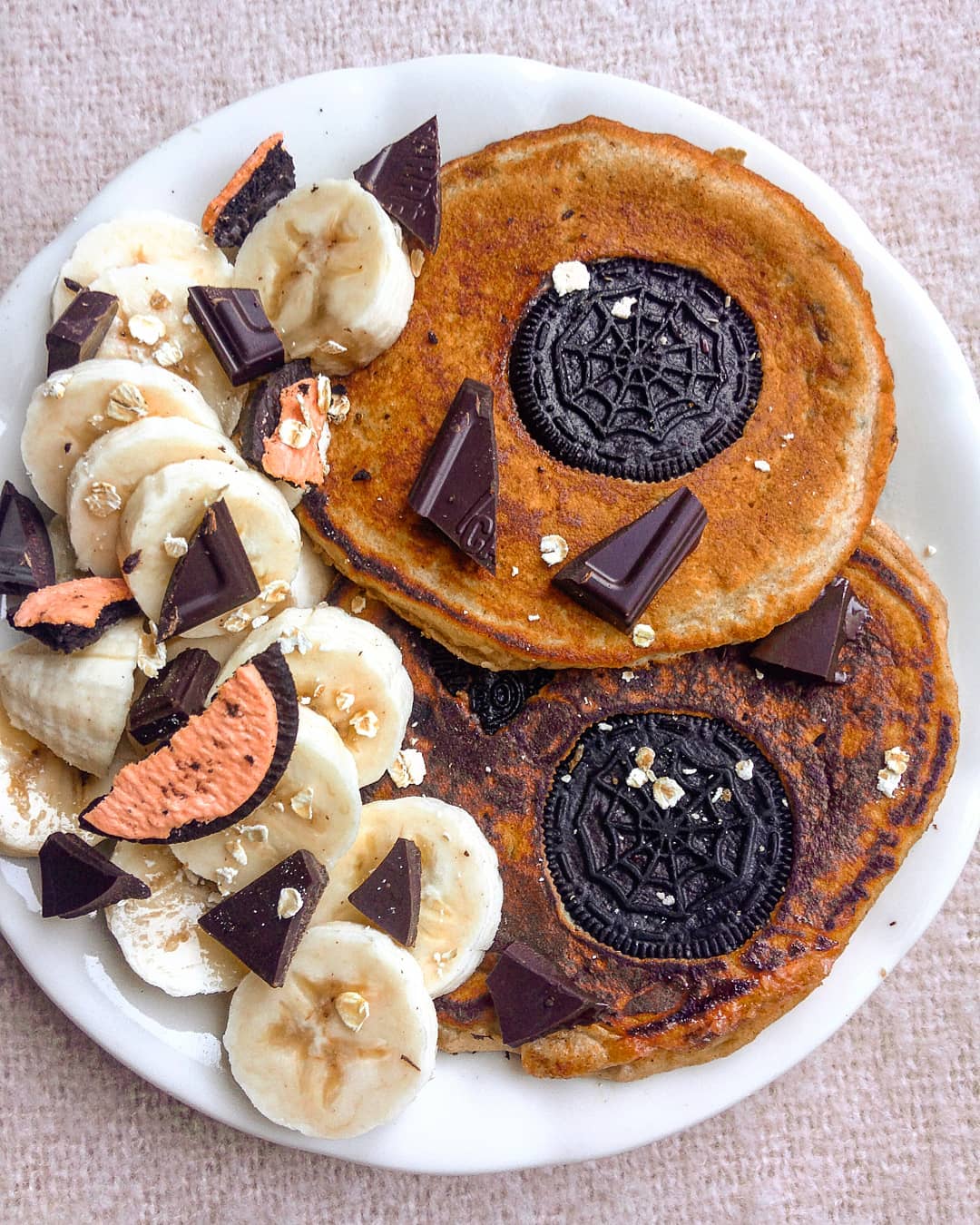 Oreo & Banana Pancakes