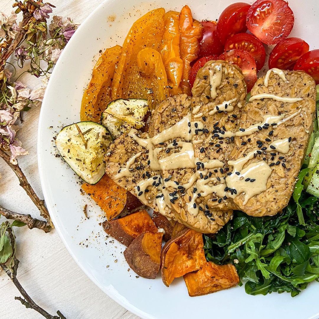 Vegan Rainbow Salad Bowl