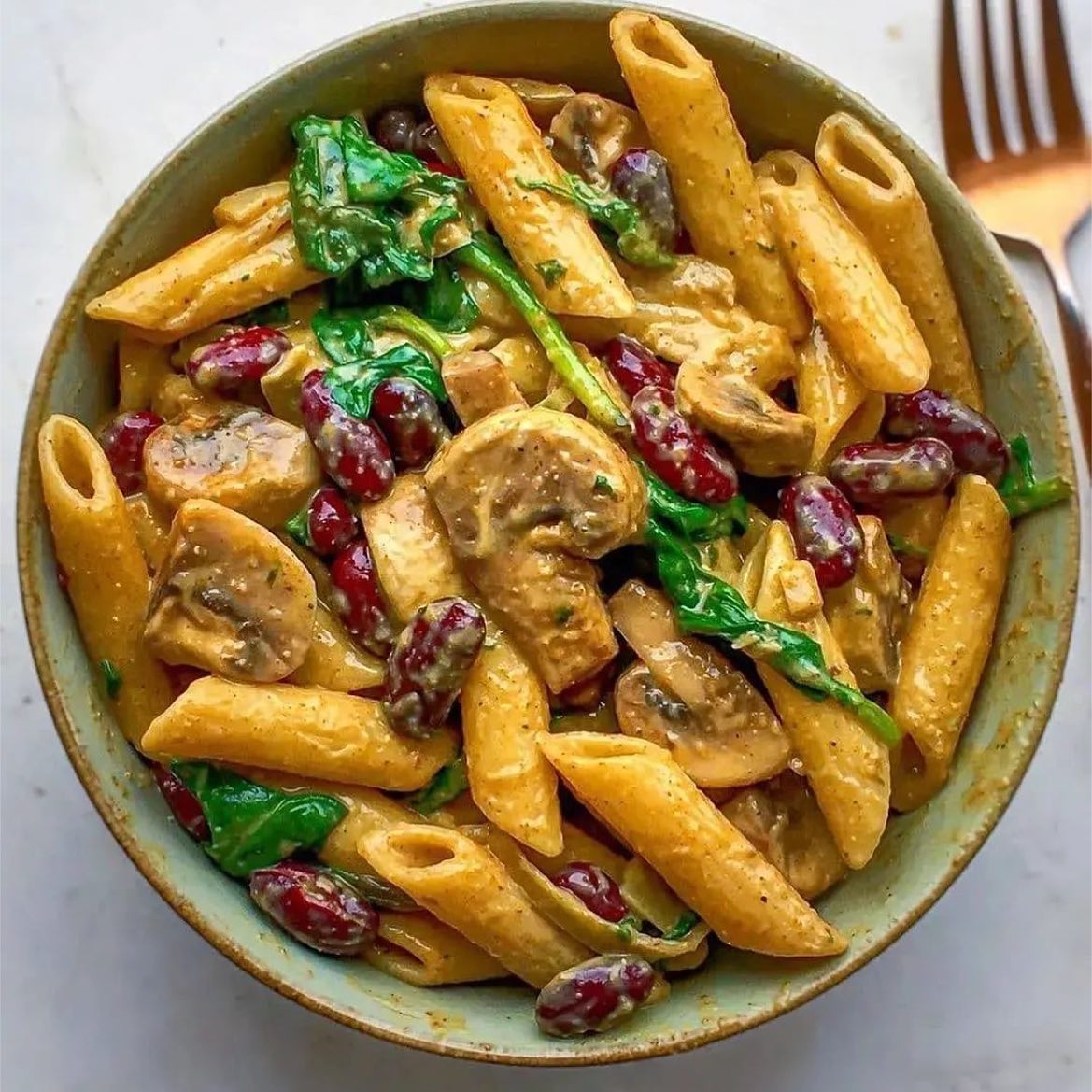 Creamy Curry Pasta with Vegetables