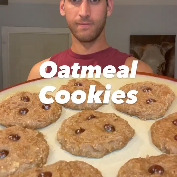 Simple Vegan Oatmeal Cookies