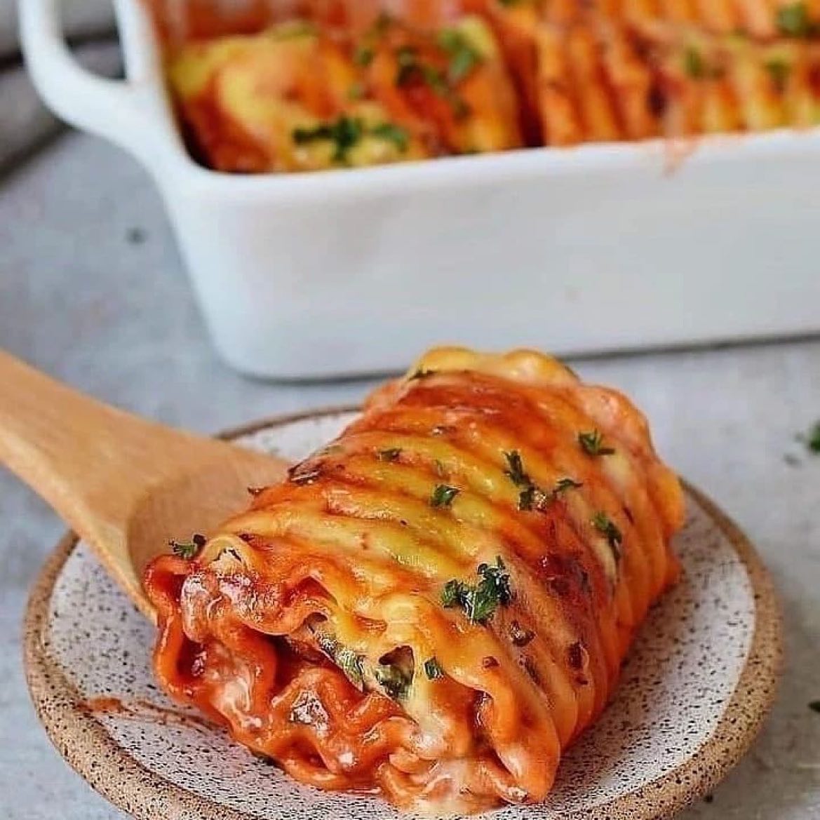 Vegan Lasagna Roll Ups