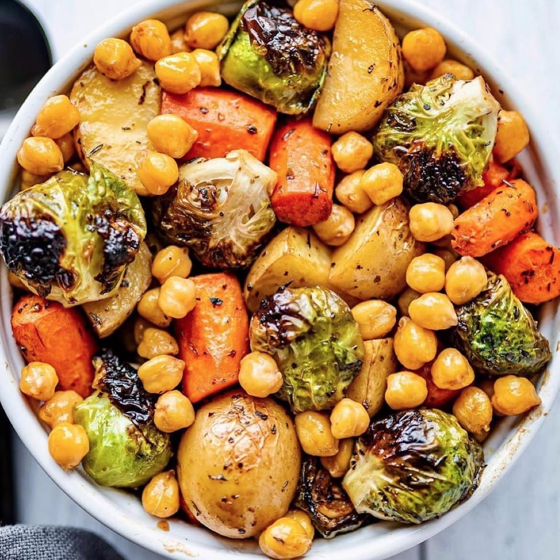 Balsamic Maple Roasted Vegetables and Chickpeas