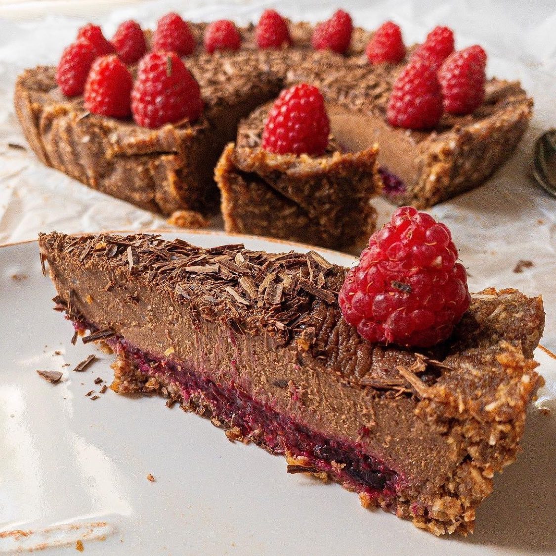 No-Bake Chocolate Berry Tart