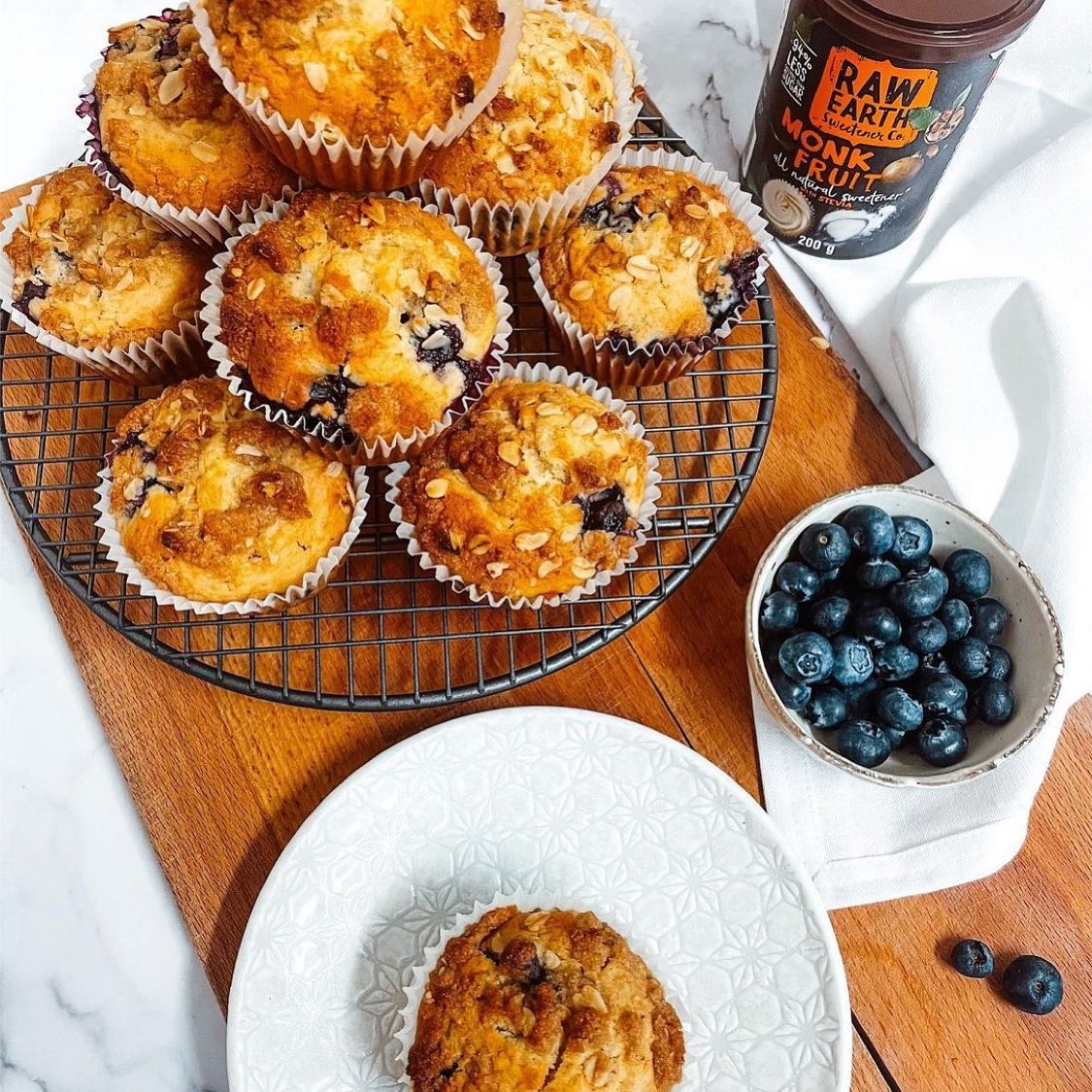 Vegan Blueberry Crumble Muffins
